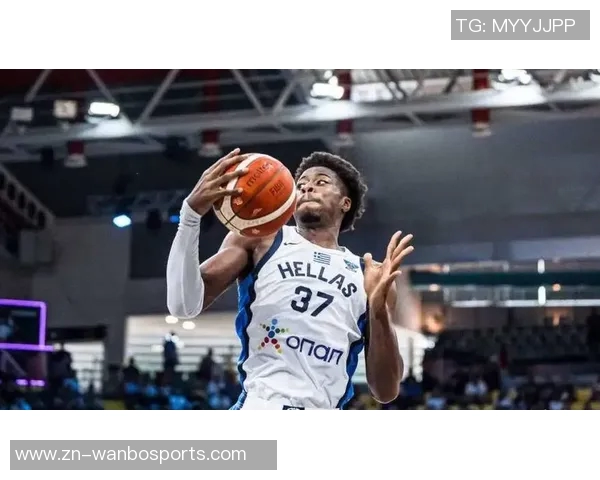 字母弟弟亚历克斯告别希腊球队返回美国争取发展联盟新机会