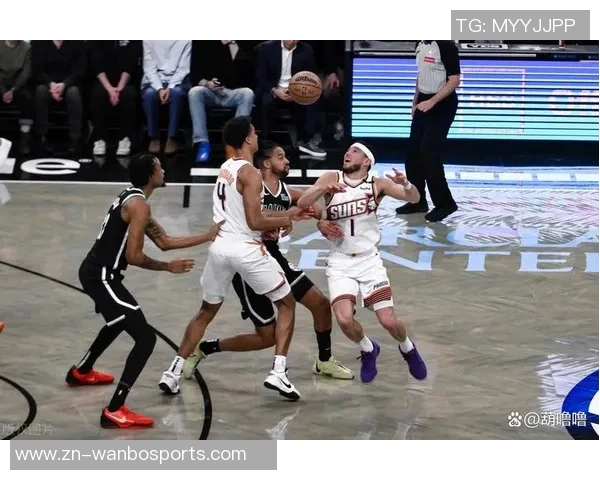 太阳逆转篮网第三节大爆发布克单节狂砍12分助力球队反超17分