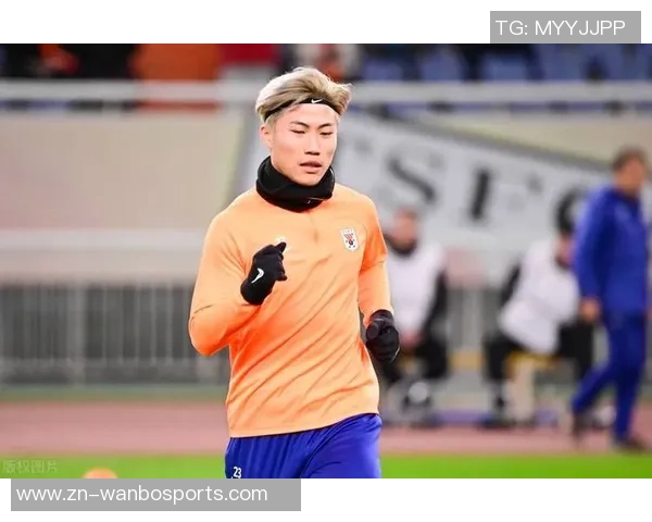 球迷怒斥谢文能表现糟糕呼吁其转型为网络红人