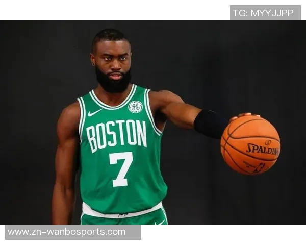 杰伦布朗全能表现助球队获胜6投仅2中却贡献8分5板6助3抢断