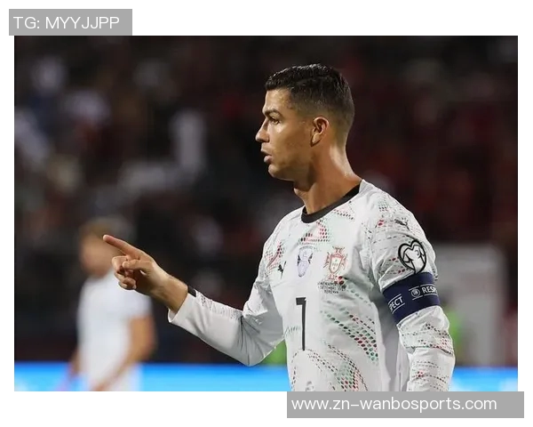 C罗分享葡萄牙队训练瞬间全力备战世预赛坚定信念不负使命 C罗分享葡萄牙队训练瞬间全力备战世预赛坚定信念不负使命