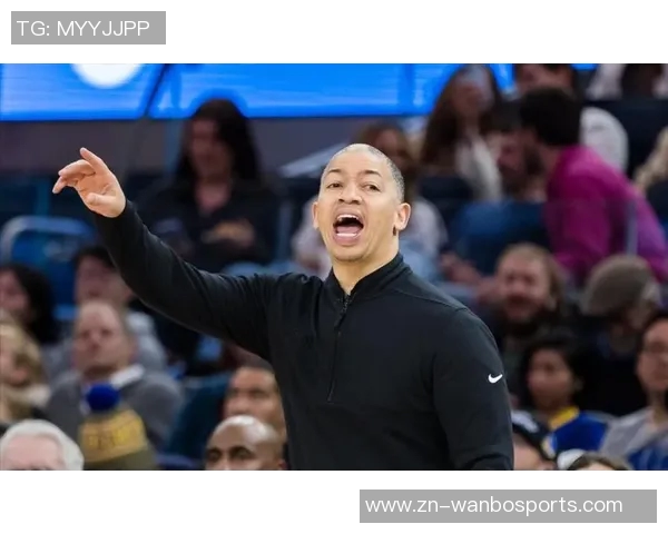 卢指导谈球队深度与经验球员年纪越大更显实力与智慧